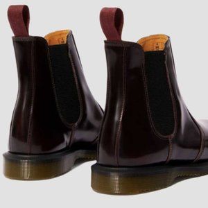 Dr. MarFLORA WOMEN'S ARCADIA LEATHER CHELSEA BOOTS